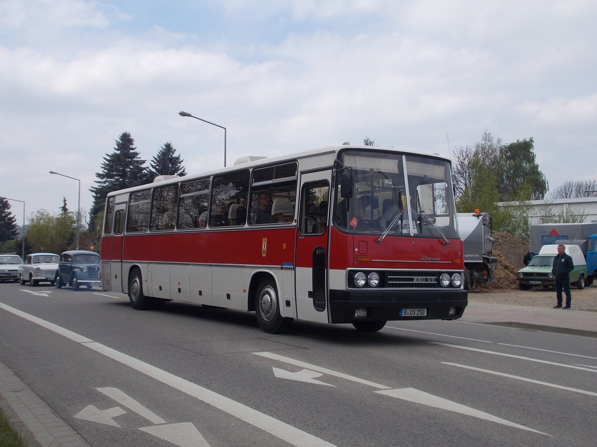 B-OS 250 / Ikarus 250.59 / Hartmannsdorf, Chemnitzer Straße